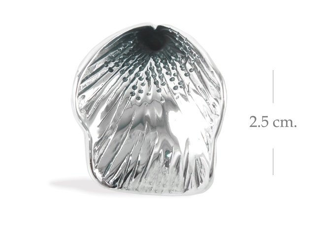 Beautiful flower 925 Sterling Silver Pendant