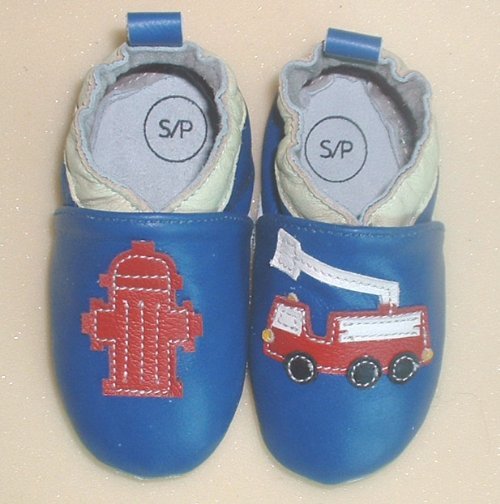 Happy kids Fire Engine
