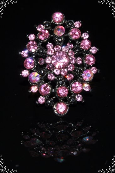 Large pink crystal flower ring R1236