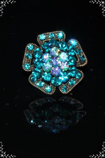 Green crystal flower copper plated ring R1239