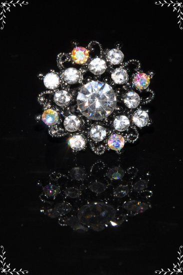 Crystal flower ring in clear color R1248