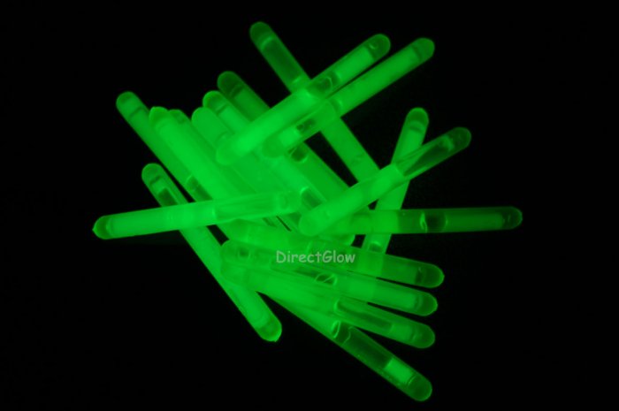 1.5 inch Mini GREEN Glow Stick- 50 per package