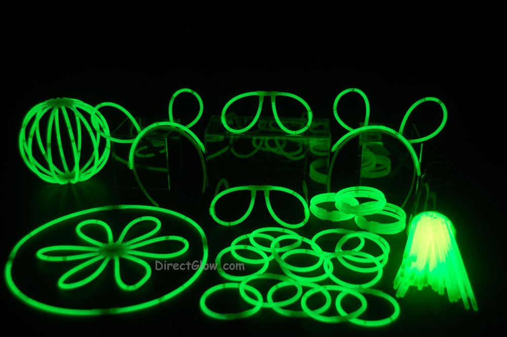 100- 8" Green Glow Stick Bracelets Party Pack