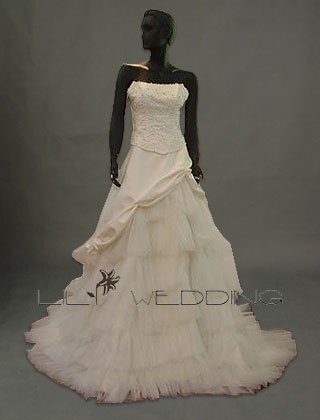 Chapel Length Train Basque Waist - Style LWD0129