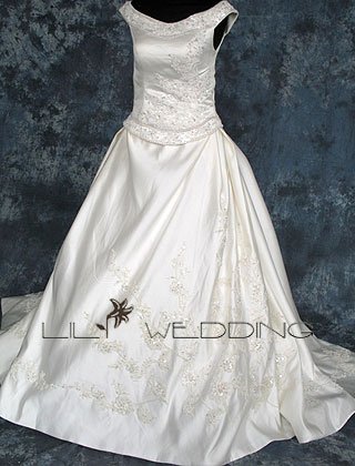 Piped Laced Wedding Dress - Style LWD0141