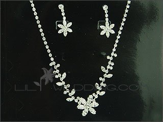 Floral Crystal 3-Piece Jewelry Set