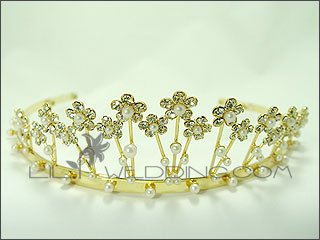 Elegant Pearl Gold Tiara