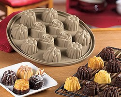 Silicon Floral Cup Cake Pan Bakeware