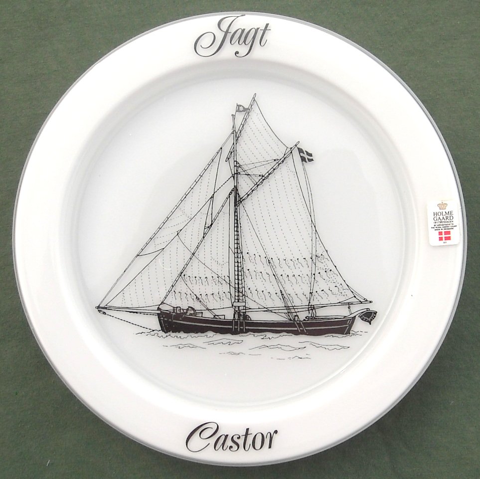 Ships Plate Holmegaard Copenhagen Milk Glass Yacht Castor 1982