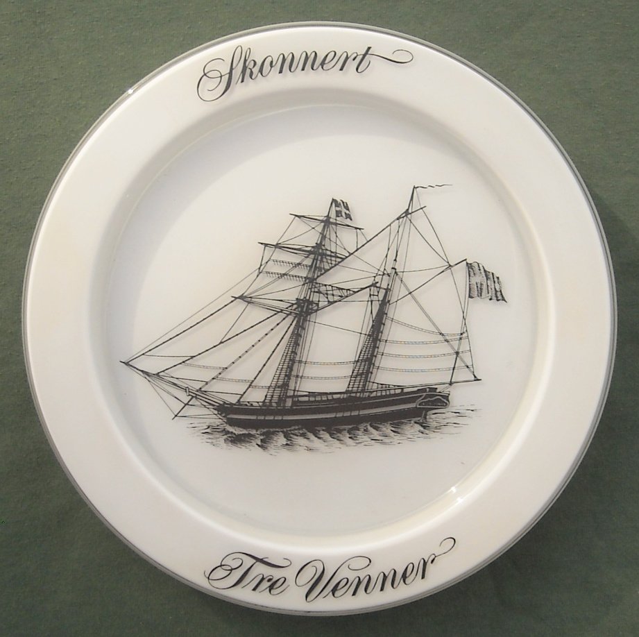 Holmegaard Denmark Milk Glass Ships Plate Fregat Three Friends 1972