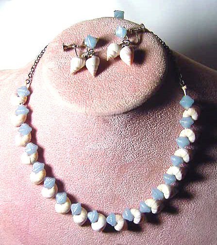 Retro Sea Shells & Celluloid Necklace Set