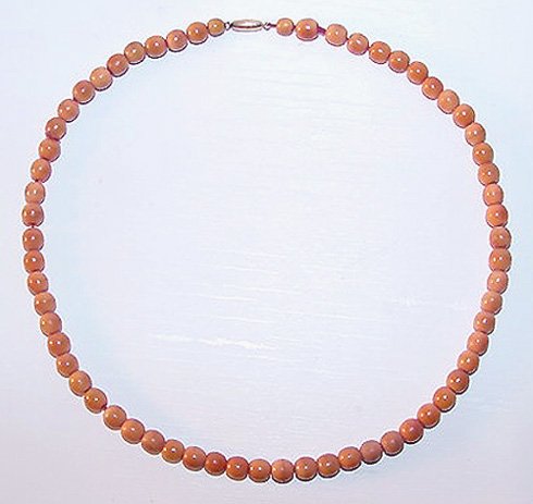 Victorian Celluloid Beads With Gold Clasp