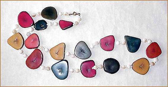1950s Modernist Beatnik Beads to Match a Tan & Sandals - Free USA Shipping