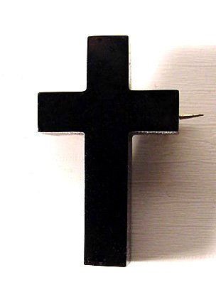 Victorian Carved Jet Cross Mourning Brooch