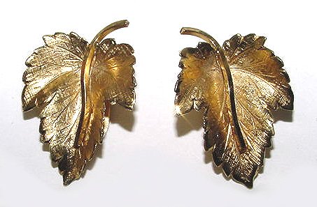 Signed Wells Gold Fill Earrings - Free USA Shipping