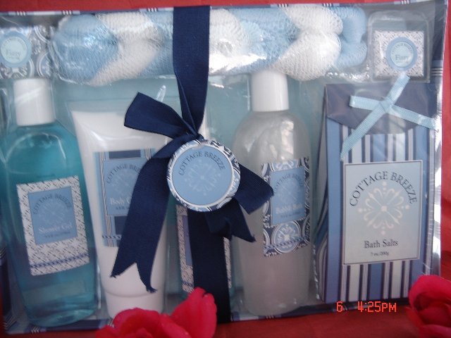 COTTAGE BREEZE 6 PC BATH GIFT SET