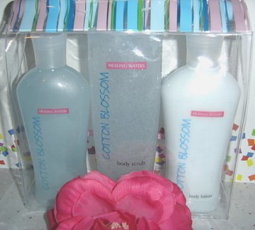 HEALING WATERS 3 PC BATH SETS W/ 3 DIFFERENT FRAGRANCES