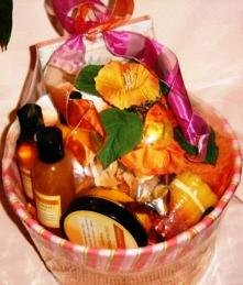 ORANGE GINGER 5 PC 4 OZ AROMA THERAPY BATH SET W/ JOURNAL