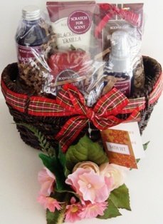 BLACKBERRY VANIILLA MINI 5 PC BATH SET W/ WOVEN BASKET