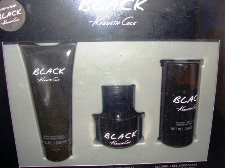 KENNETH COLE BLACK 3 PC 1.7 OZ MEN COLOGNE & BODY GIFT SET