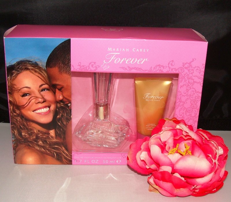 MARIAH CAREY FOREVER 2 PC PERFUME & BODY GIFT SET