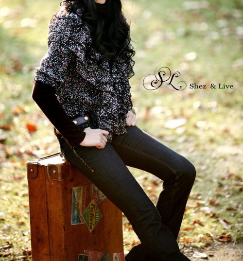 SH0018 - FLOWERY LAYERED BODICE BLOUSE