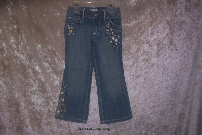 Girls 3T Old Navy jeans w/Heart Design - NWT!!!
