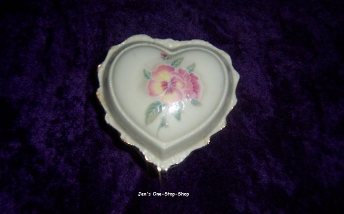 Heritage House musical Jewelry box