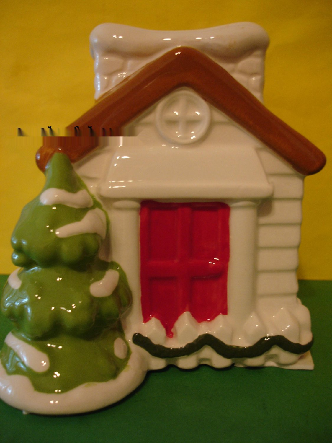 Bath & Body Works Slatkin Winter House Tealight Luminary