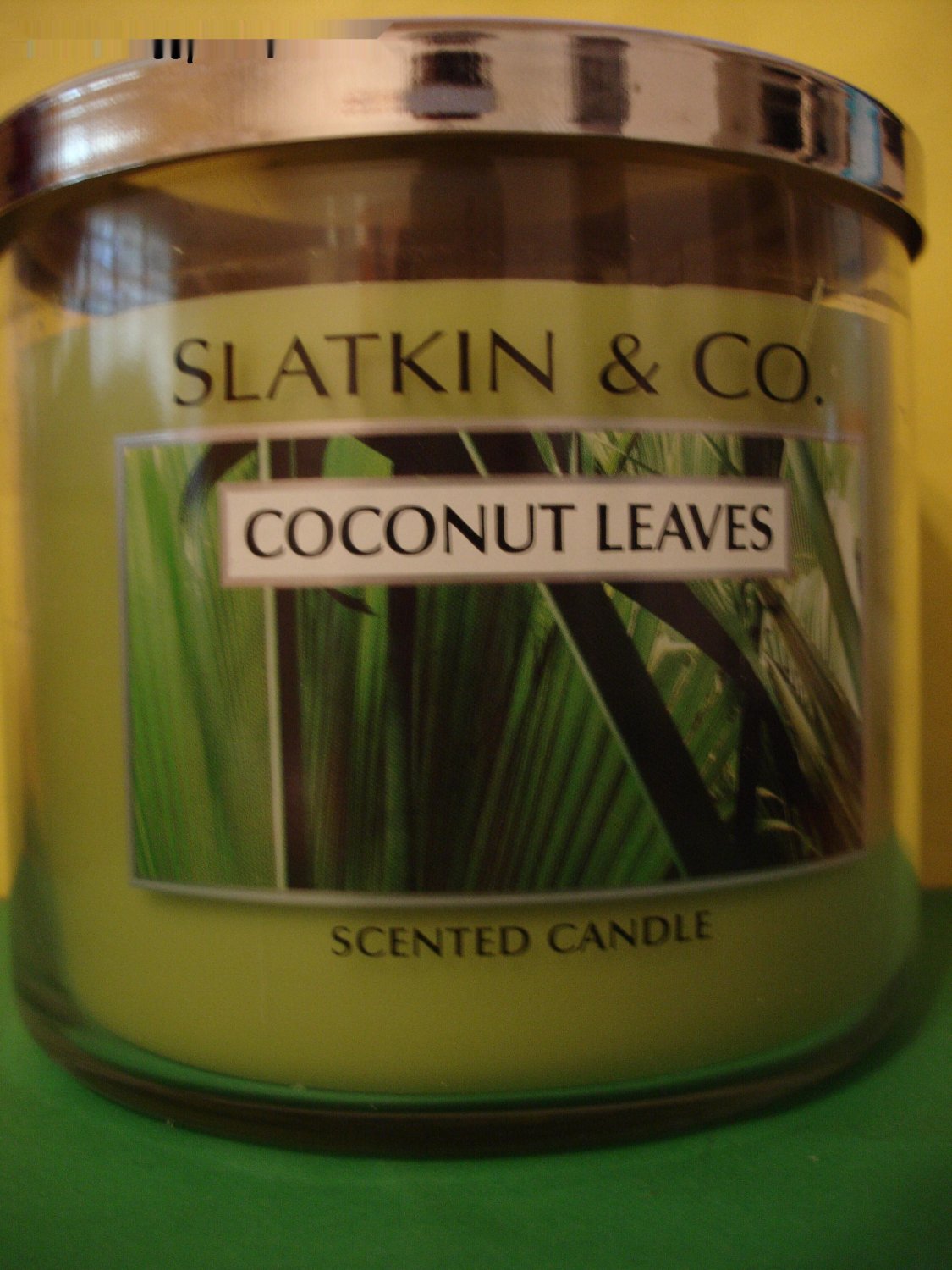 Bath & Body Works Slatkin Coconut Leaves Candle 3 Wick