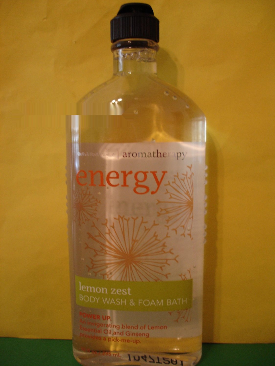 Bath and Body Works Aromatherapy Lemon Zest Body Wash Foam Bath Full Size