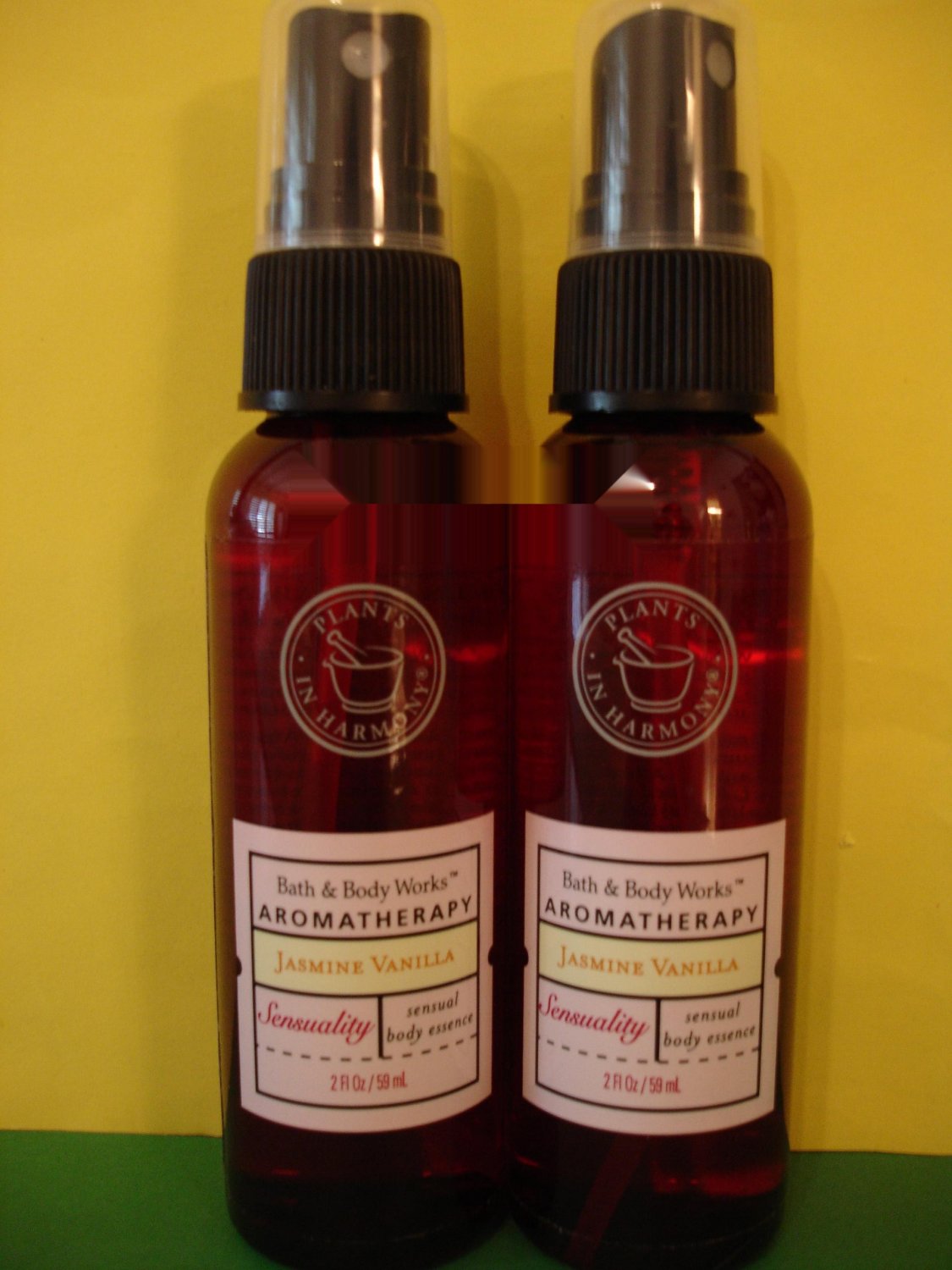 Bath & Body Works Aromatherapy 2 Jasmine Vanilla Essence Body Spray Mist