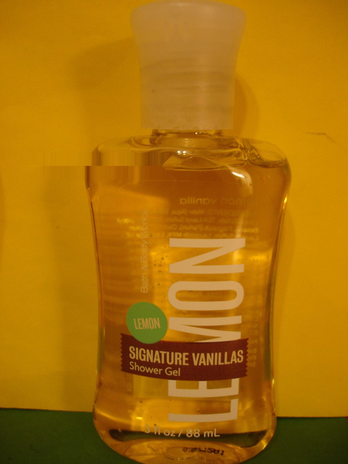 Bath and Body Works Lemon Vanilla Shower Gel 3 oz