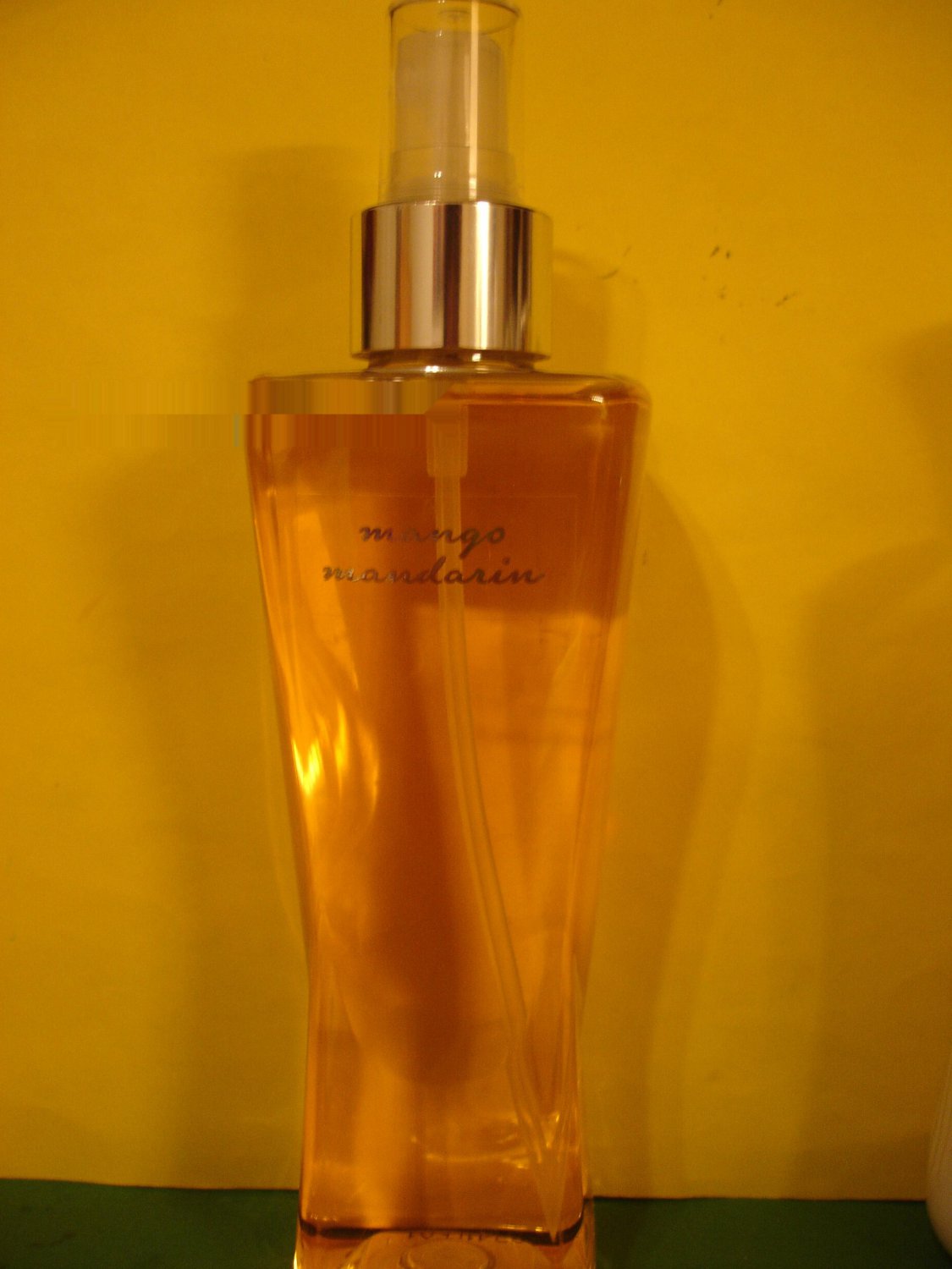 Bath & Body Works Mango Mandarin Splash Mist Large Full Size