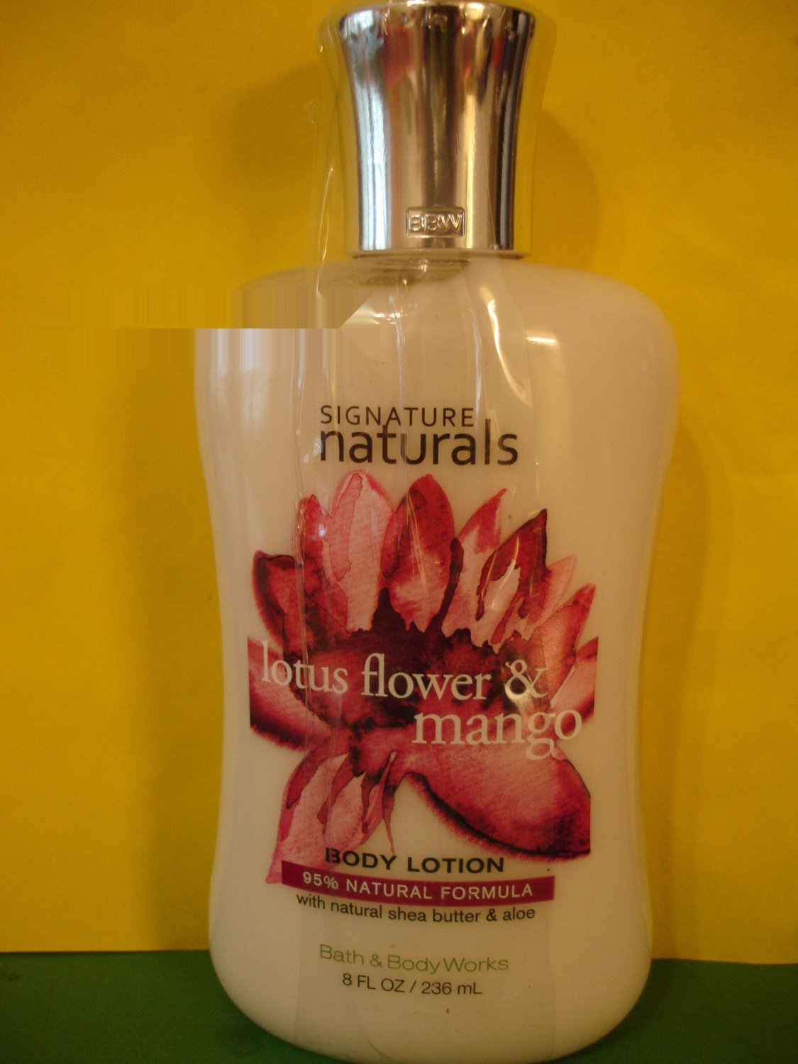 Bath & Body Works Naturals Lotus Flower and Mango Lotion Full Size