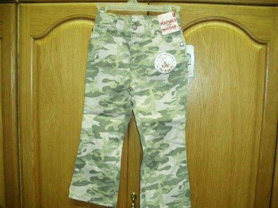 GIRLS LEVI PINK CAMO STRETCH FLARE JEANS 4T ~~ NWT
