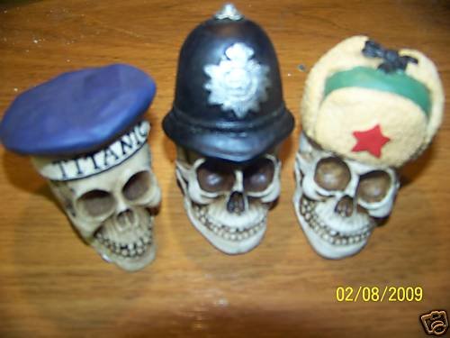 3 SKULLS With British hat - helmet - titanic NEW 2"