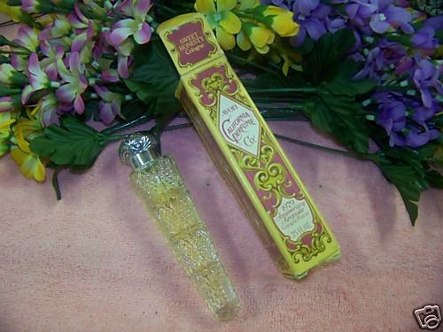 Avon SWEET HONESTY ANNIVERSARY KEEPSAKE Flacon .75 oz