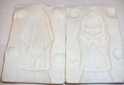 1970 CERAMIC MOLD CHRISTMAS ORNAMENT ~MARY~