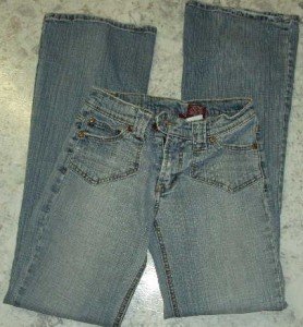 women's stone wash BONGO jeans 27x31 -5 pocket sz3