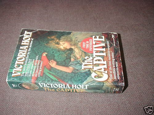 The Captive by Victoria Holt (1990)