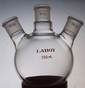 Round bottom flask,three necks,angled,19/22 joints,250ml