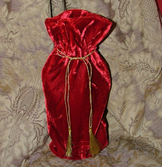 Reusable Velvet Wine Gift Bag - Red with Gold tassel 6" x 14"