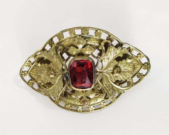 Art Nouveau Ruby Stone Brooch with C-Clasp
