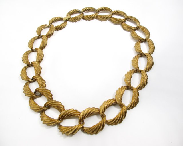 Vintage Napier Quality Gold Tone Link Necklace