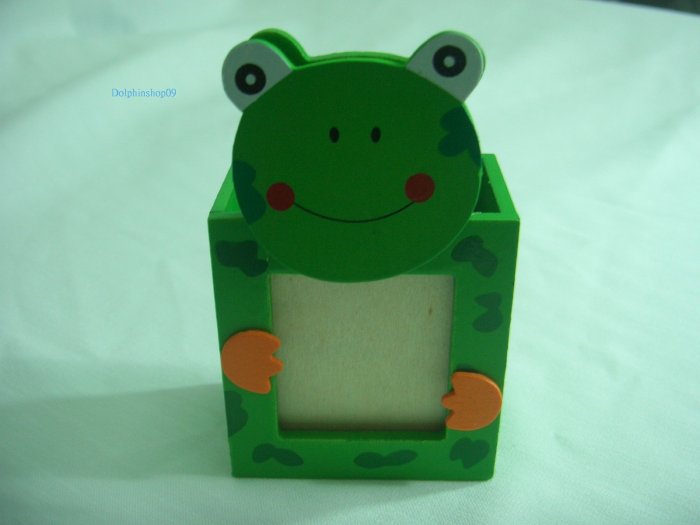 Wooden Cartoon Frog Pen and Pencil Holder Memo Clip Photo Frame 3 in 1