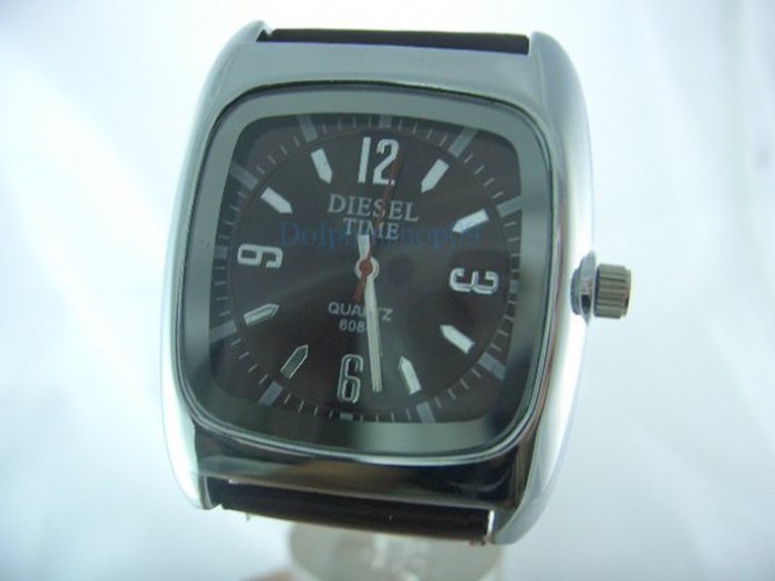 Black Square Case Leather Band Arabic Wrist Watch 4cm x 4cm