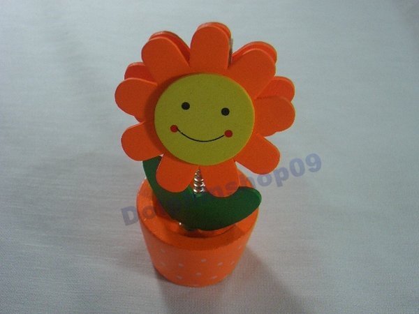 Orange Wooden Desktop Flower Memo Name Card Clip
