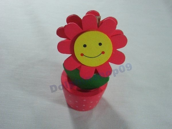 Peach Wooden Desktop Flower Memo Name Card Clip