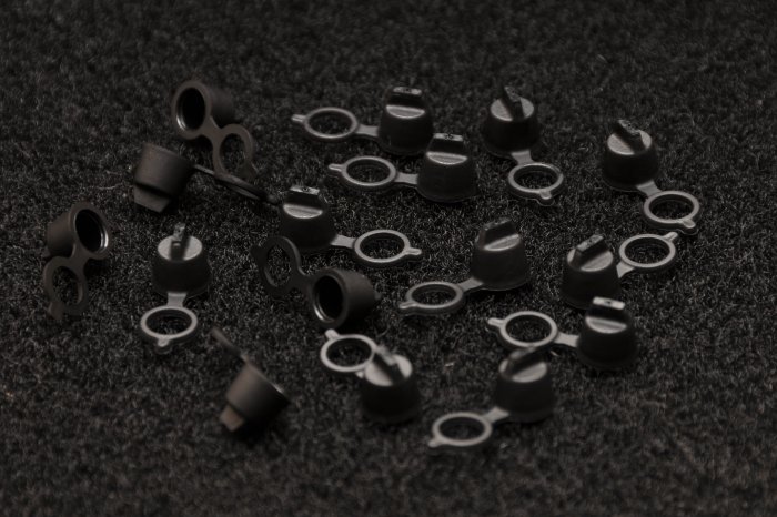 GREASE FITTING CAPS BLACK (2,000 pcs)